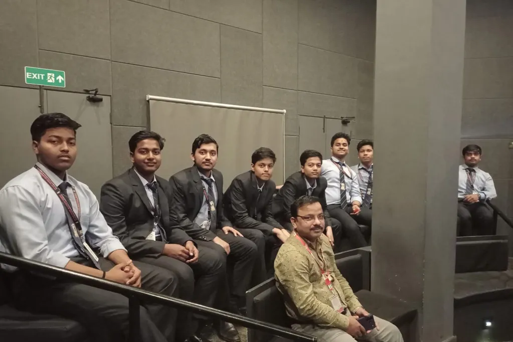Study Tour Image 8
