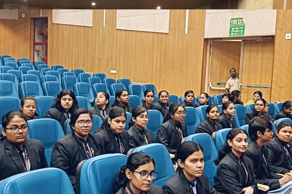 Study Tour Image 7